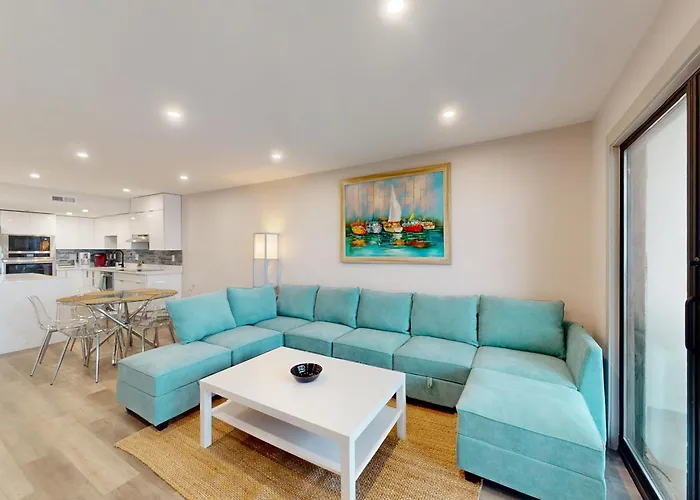Apartment Plaza 811 *