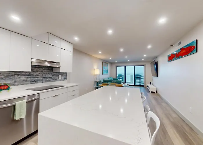 Apartment Plaza 811 *