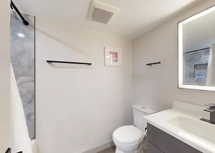 Apartment Plaza 811 *